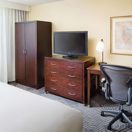 Doubletree By Hilton Los Angeles/Commerce Extérieur photo