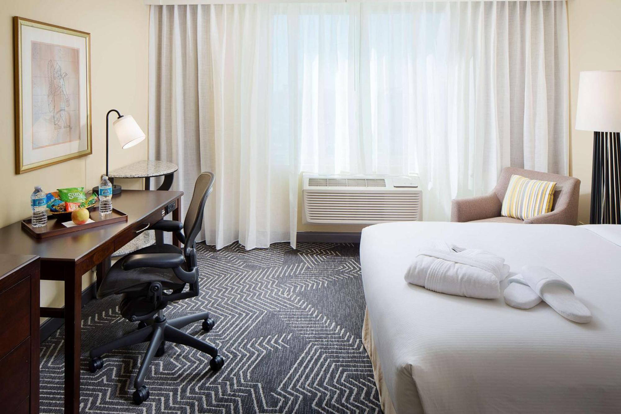 Doubletree By Hilton Los Angeles/Commerce Extérieur photo