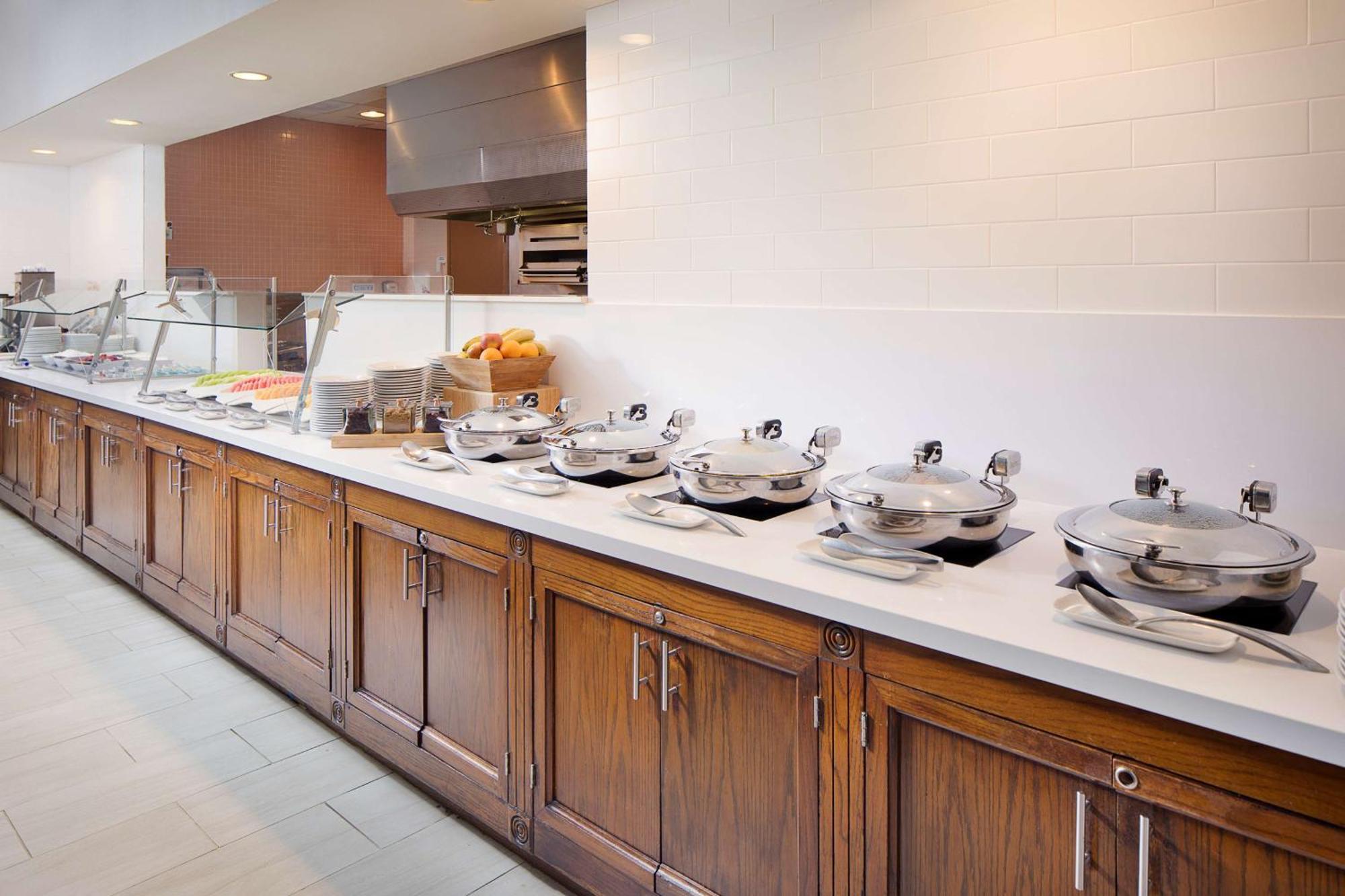 Doubletree By Hilton Los Angeles/Commerce Extérieur photo