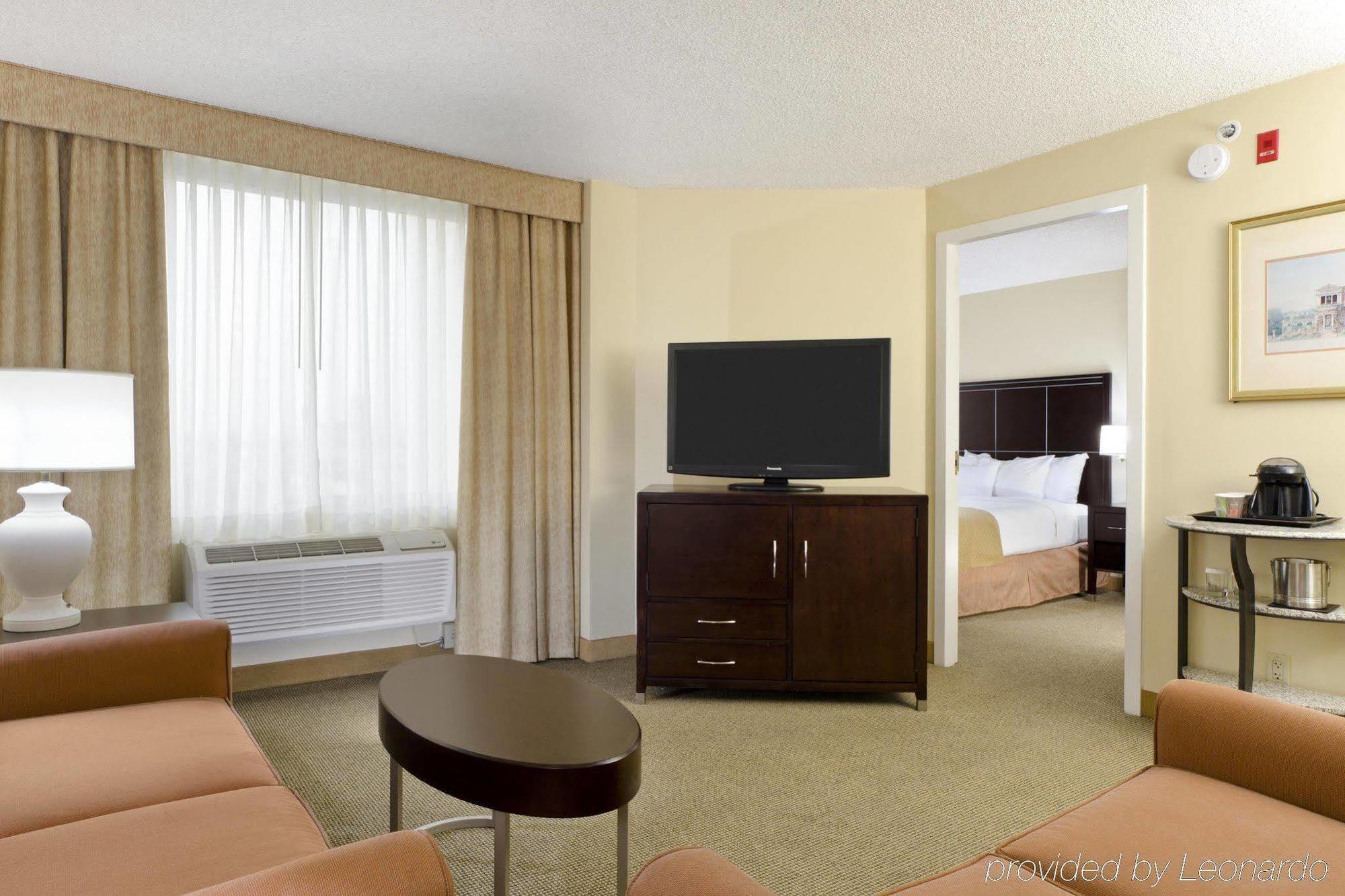 Doubletree By Hilton Los Angeles/Commerce Chambre photo