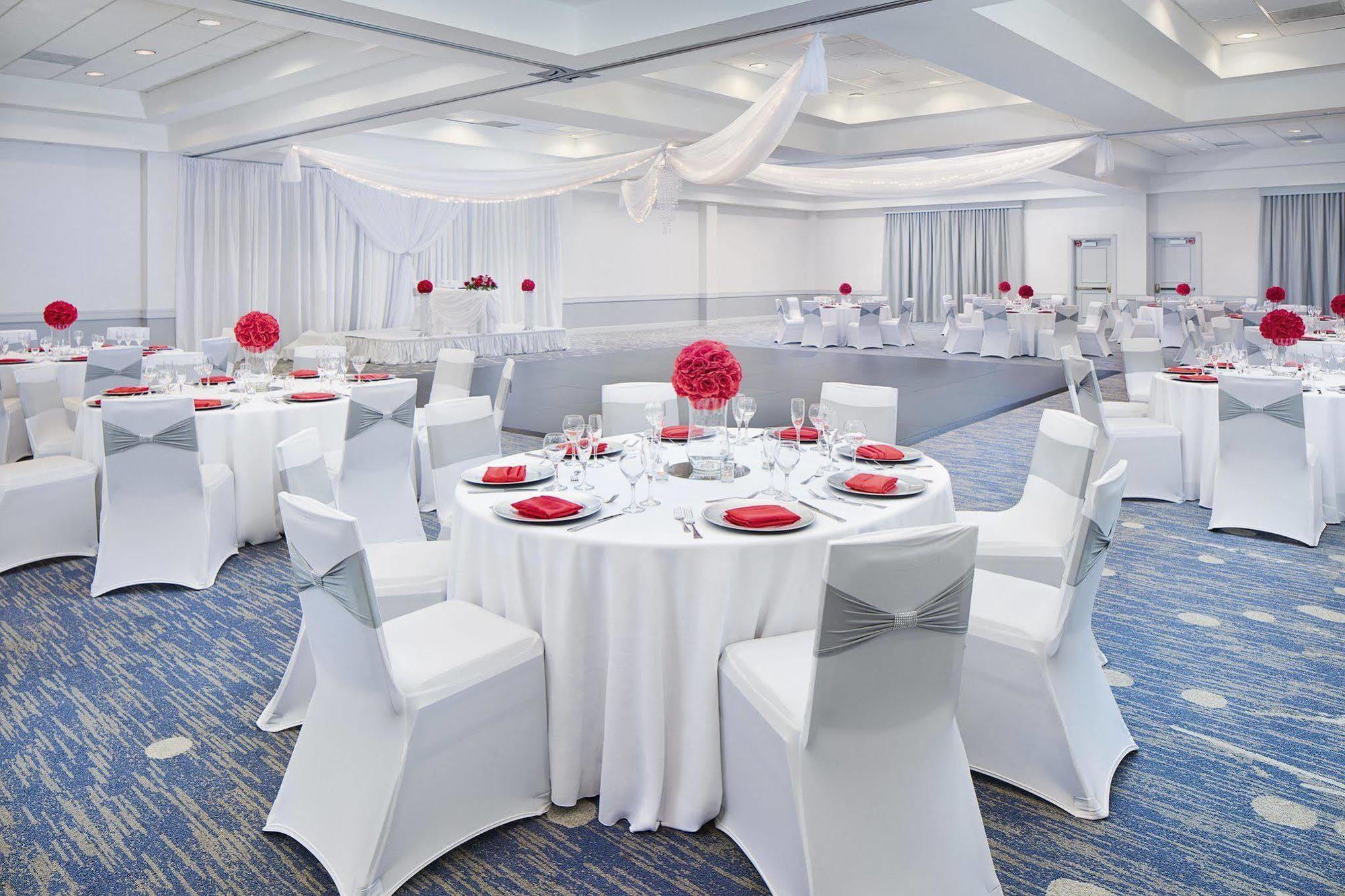 Doubletree By Hilton Los Angeles/Commerce Extérieur photo